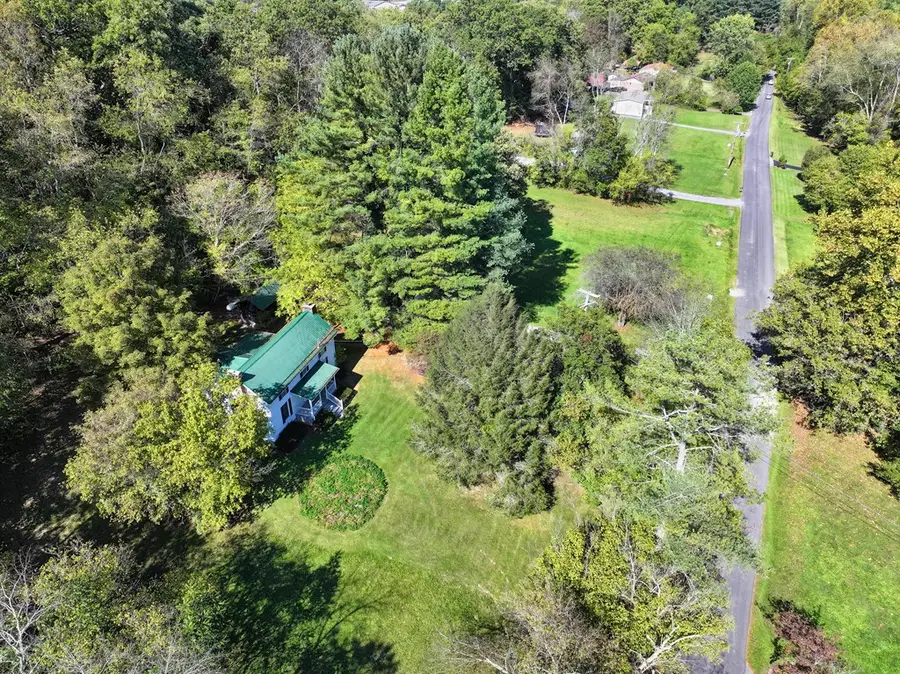 492 Daw Road, Raven, VA 24639 - Image #3