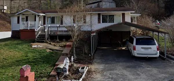 13351 Banner Rd, Coeburn, VA 24230