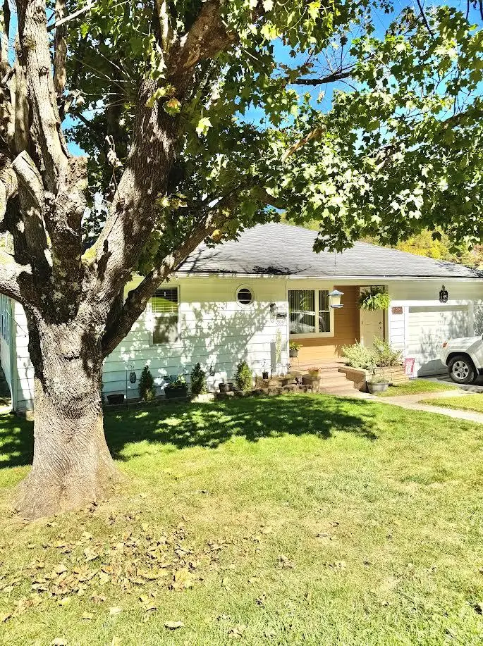 304 NORTH ST., Richlands, VA 24641 - Image #2