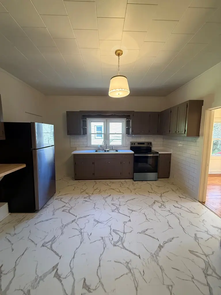 351 Grayson Street, Fries, VA 24330 - Image #3