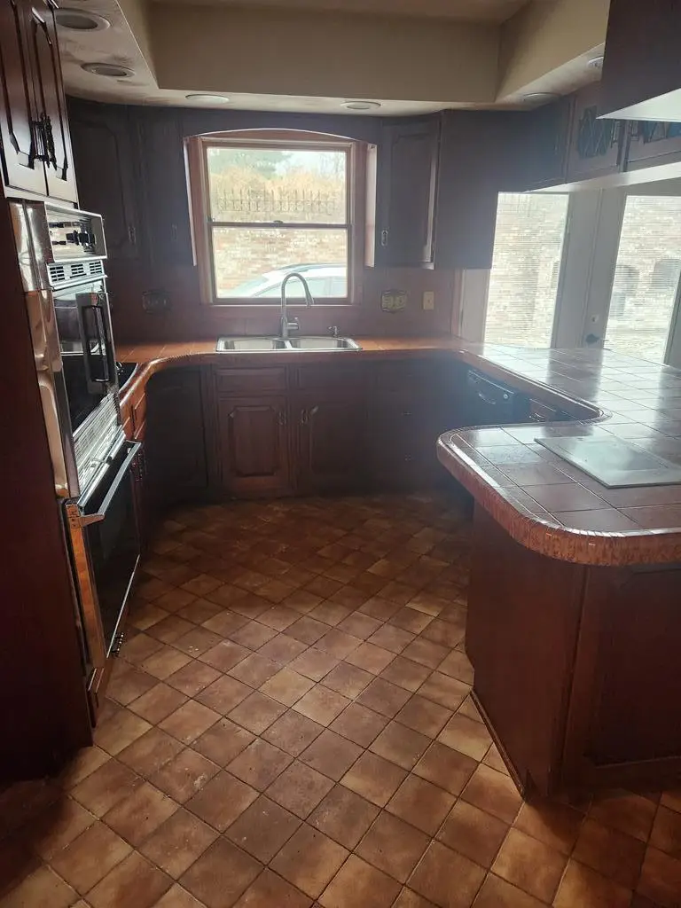 12063 GOV GC PEERY HWY, Pounding Mill, VA 24637 - Image #3