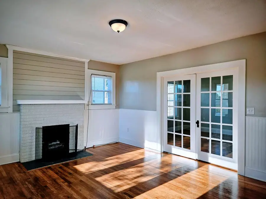 345 Montpelier Avenue, Bristol, VA 24201 - Image #2