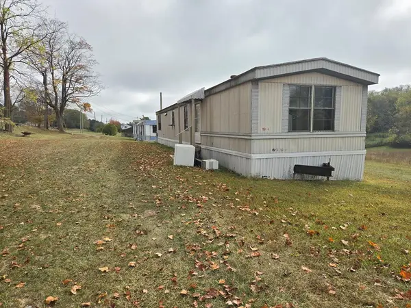 7907 Lee Hwy, Rural Retreat, VA 24368