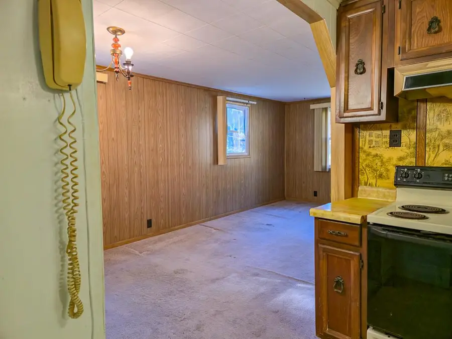 8836 Lovers Gap Road, Vansant, VA 24656 - #3