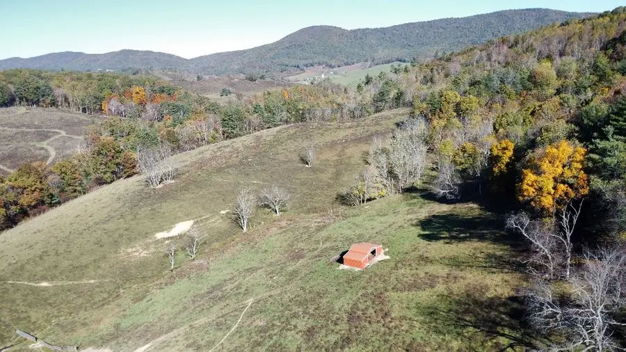 1170 Pilgram Fork Rd, Elk Creek, VA 24326 - Image #2