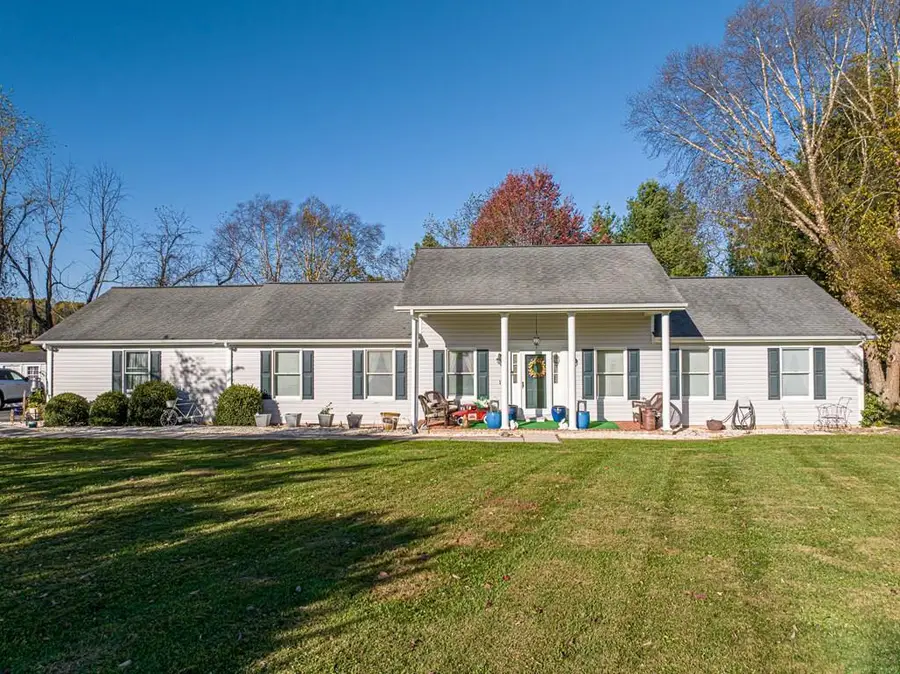 19230 Sterling Drive, Abingdon, VA 24211 - #2