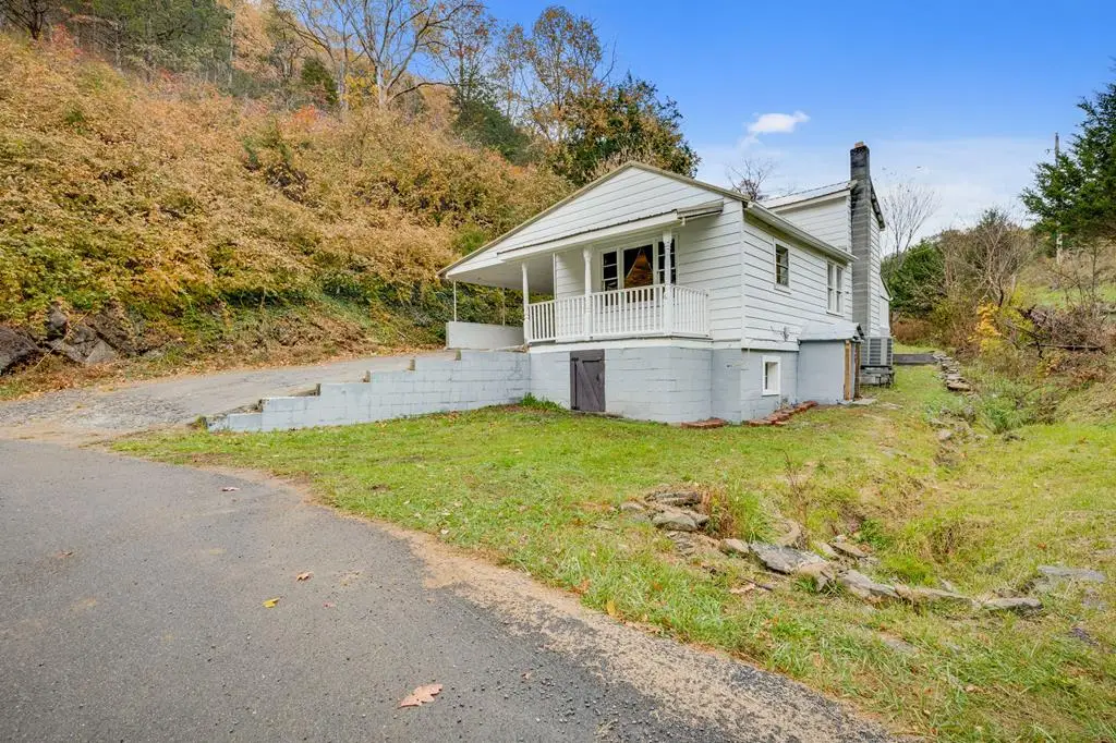 7348 River Mountain Road, Lebanon, VA 24266 - Image #1