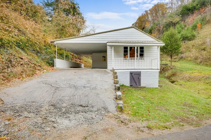 7348 River Mountain Road, Lebanon, VA 24266 - Image #2