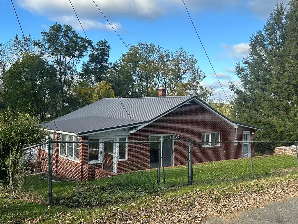 481 Hill St., Tazewell, VA 24651 - Image #1