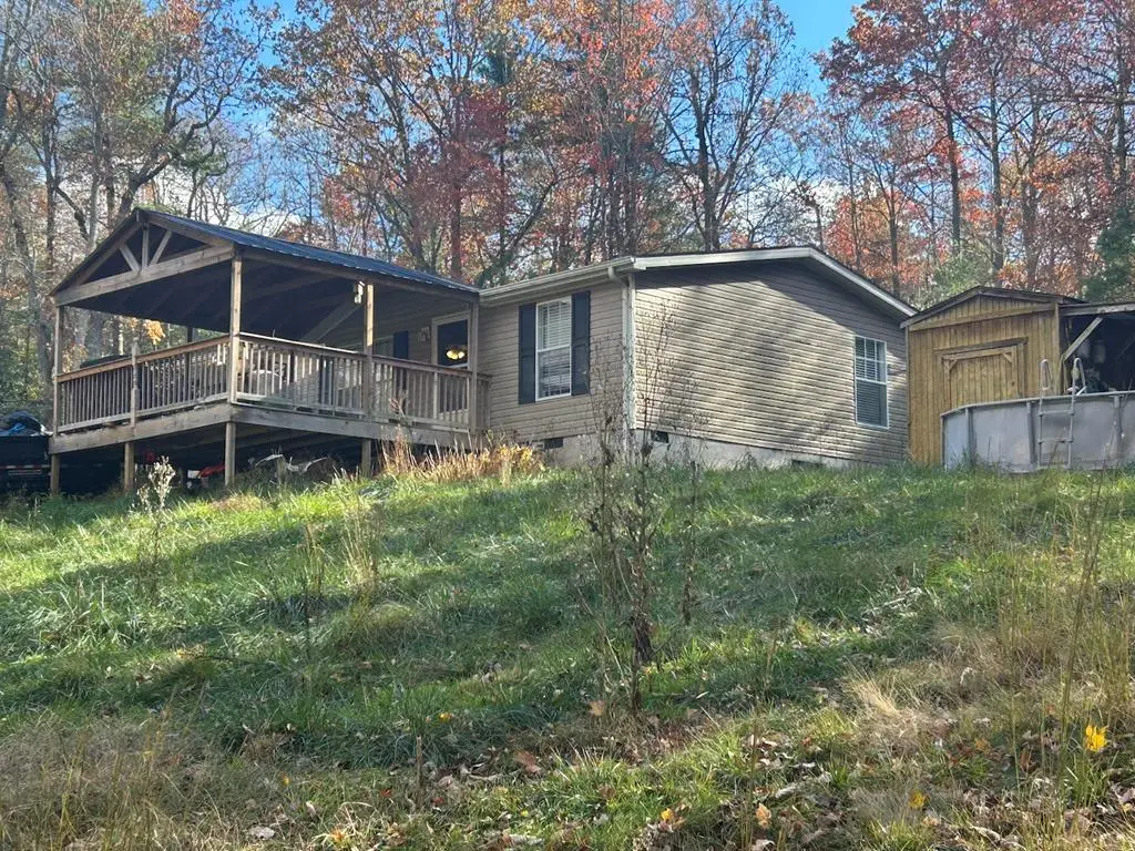 883 Pine Glade Rd, Rural Retreat, VA 24368 - Image #1