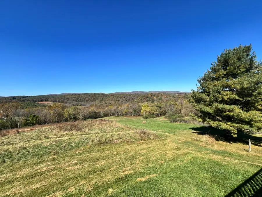 2616 Pope Rd, Ivanhoe, VA 24350 - Image #2