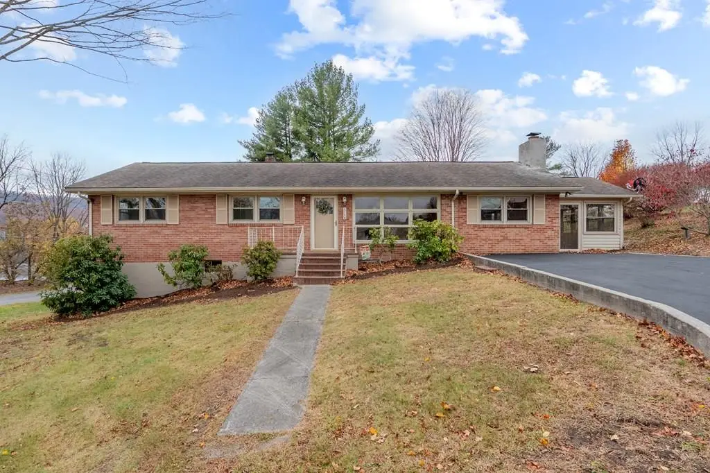 1716 Monte Vista, Pulaski, VA 24301 - Image #1
