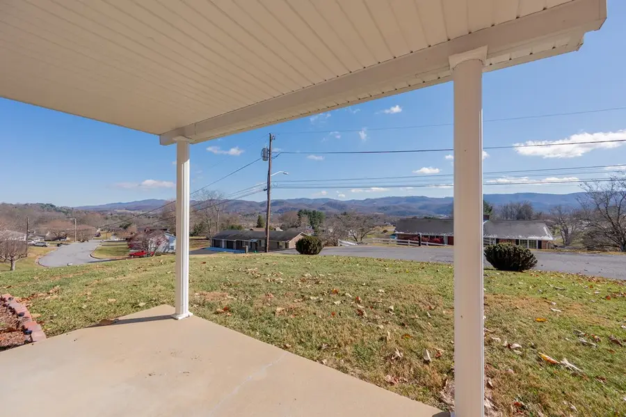 609 Leslie St., Marion, VA 24354 - Image #3