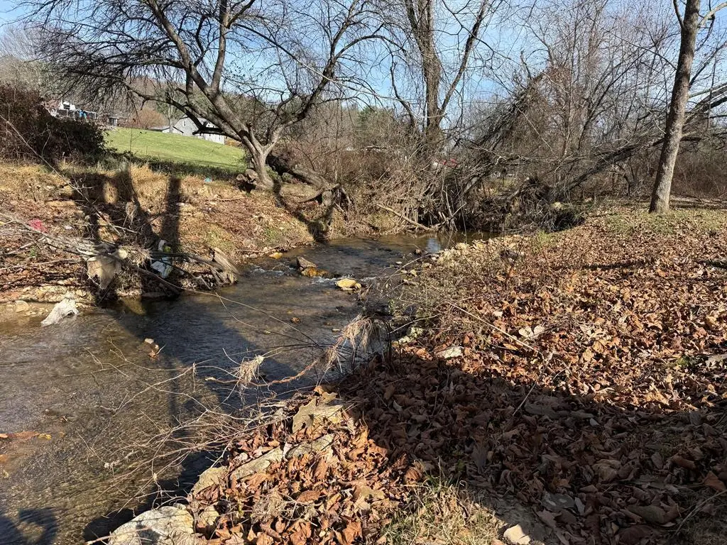 103 Old Quaker Rd, Galax, VA 24333 - Image #1