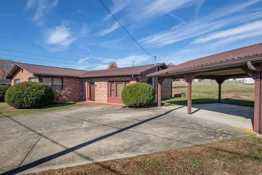 15451 Siesta Avenue, Bristol, VA 24202 - Image #2