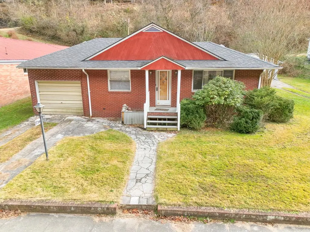 1154 Fairview Street, Grundy, VA 24614 - Image #1