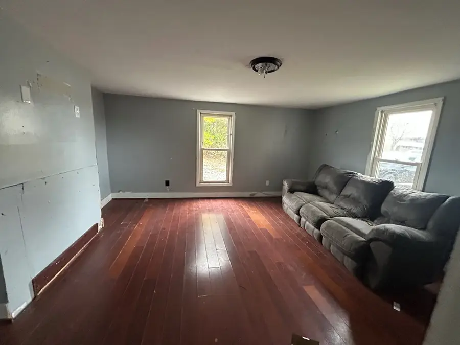 665 W UNION, Wytheville, VA 24382 - Image #2