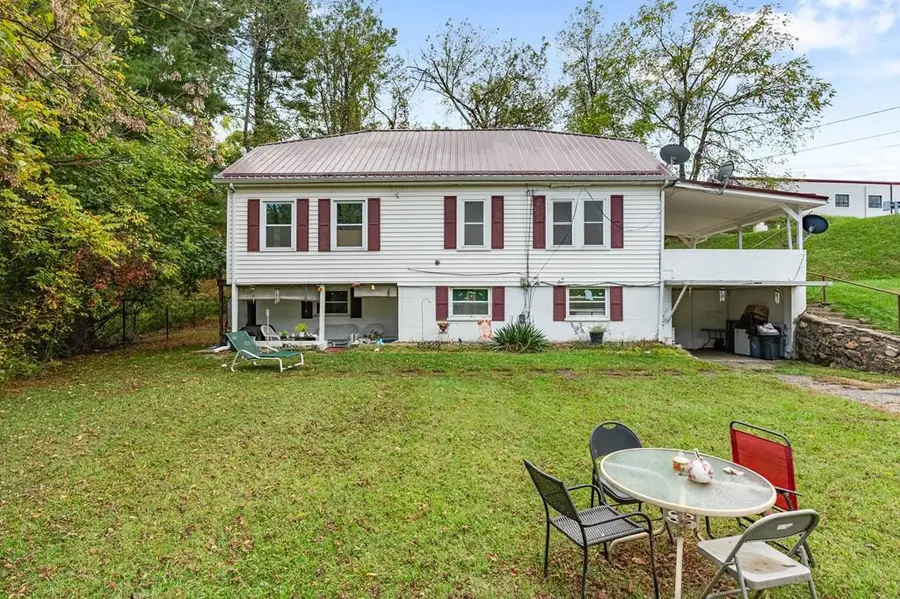 1003 Stuart Dr., Galax, VA 24333 - Image #2