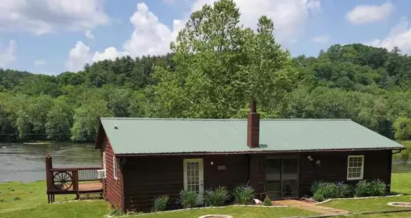 1185 Dixon Road, Galax, VA 24333