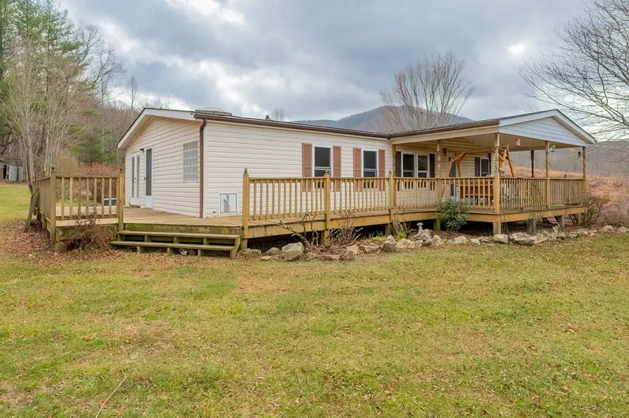 451 Summerfield Rd, Independence, VA 24348 - Image #3