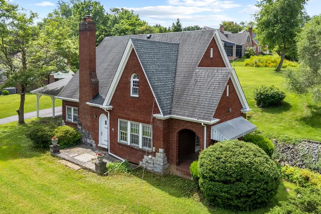 125 Wilden St, Marion, VA 24354 - Image #1