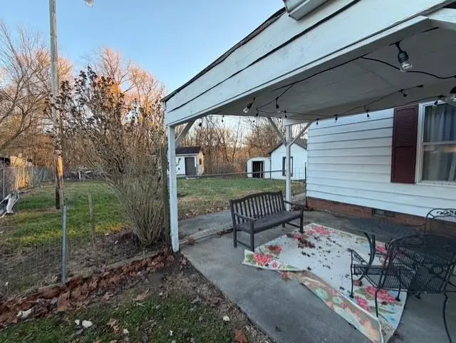 154 Little Rd, Raven, VA 24639 - Image #2