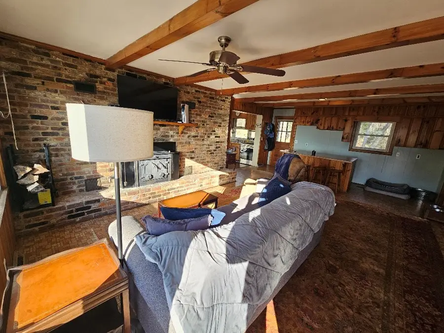 27 Glen Pine Ln, Fancy Gap, VA 24328 - Image #3