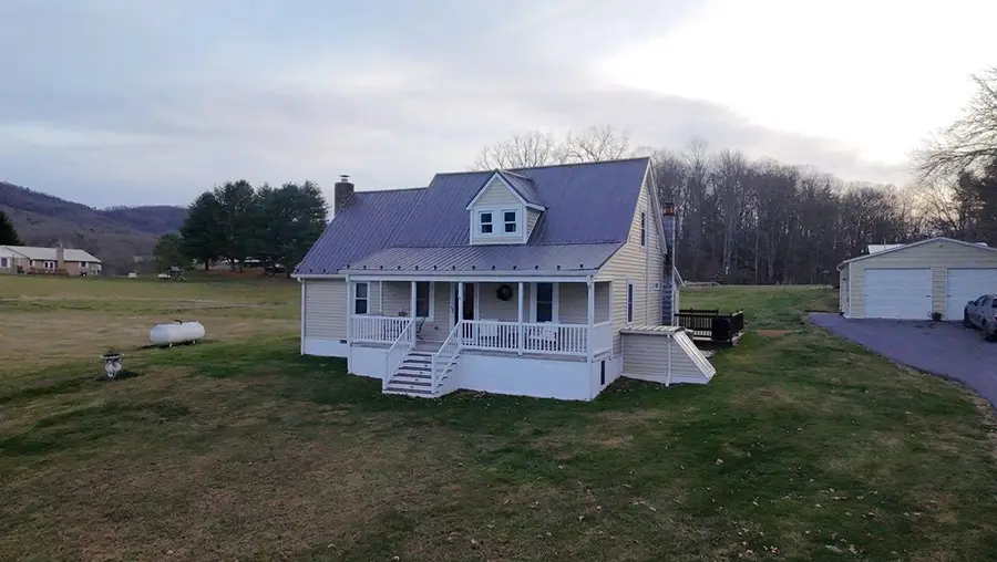 38400 Rafferty Road, Chilhowie, VA 24319 - Image #2