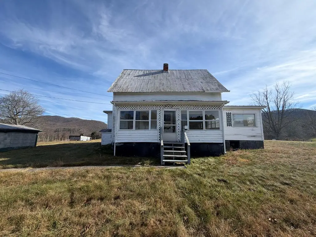 265 Flatwoods Road, Marion, VA 24354 - Image #1