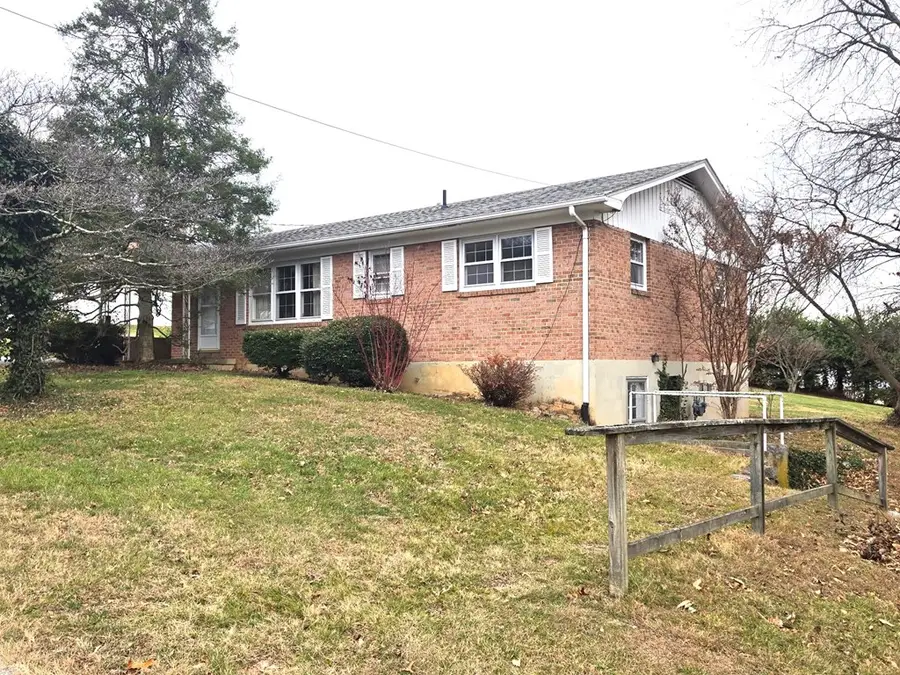 470 8th Street, Wytheville, VA 24382 - Image #3