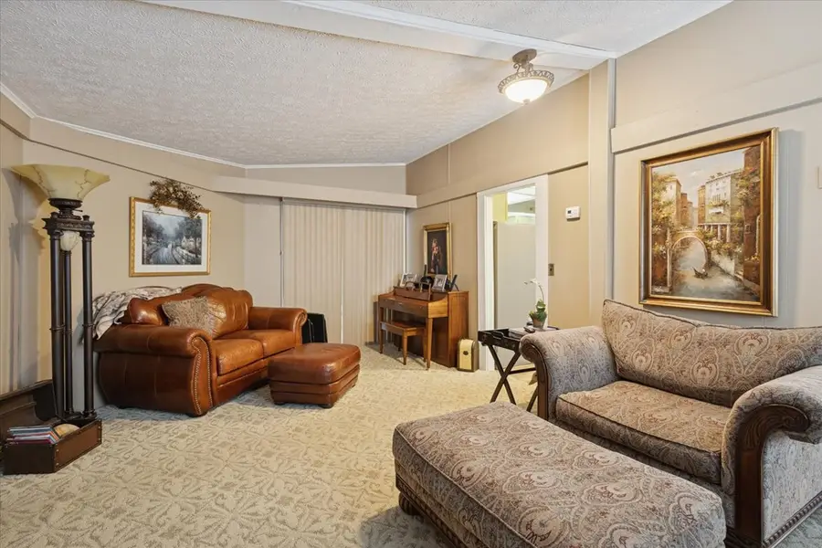 81 Redwood, Honaker, VA 24260 - Image #2