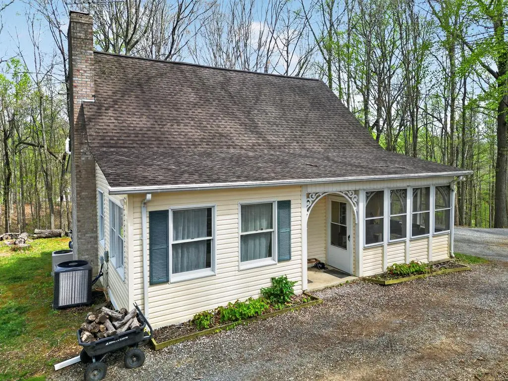 12034 Waterhouse Lane, Meadowview, VA 24361 - #1
