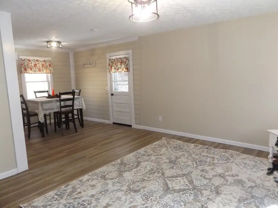 98 Spring St., Galax, VA 24333 - Image #2