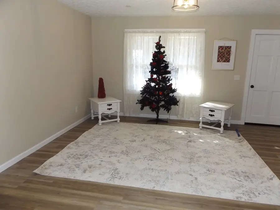 98 Spring St., Galax, VA 24333 - Image #3