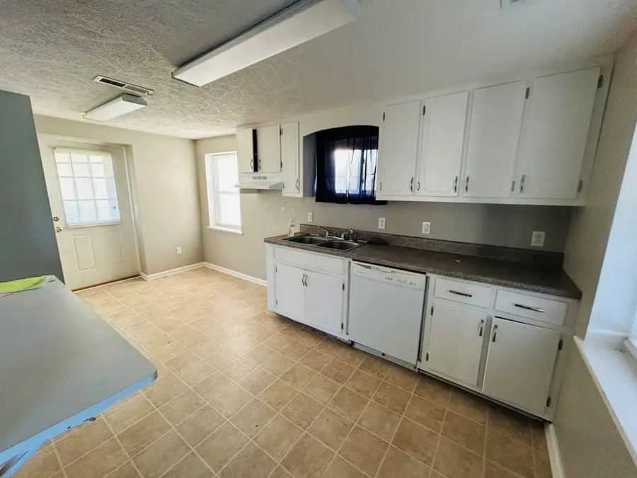 4314 Glendale Rd, Galax, VA 24333 - #3