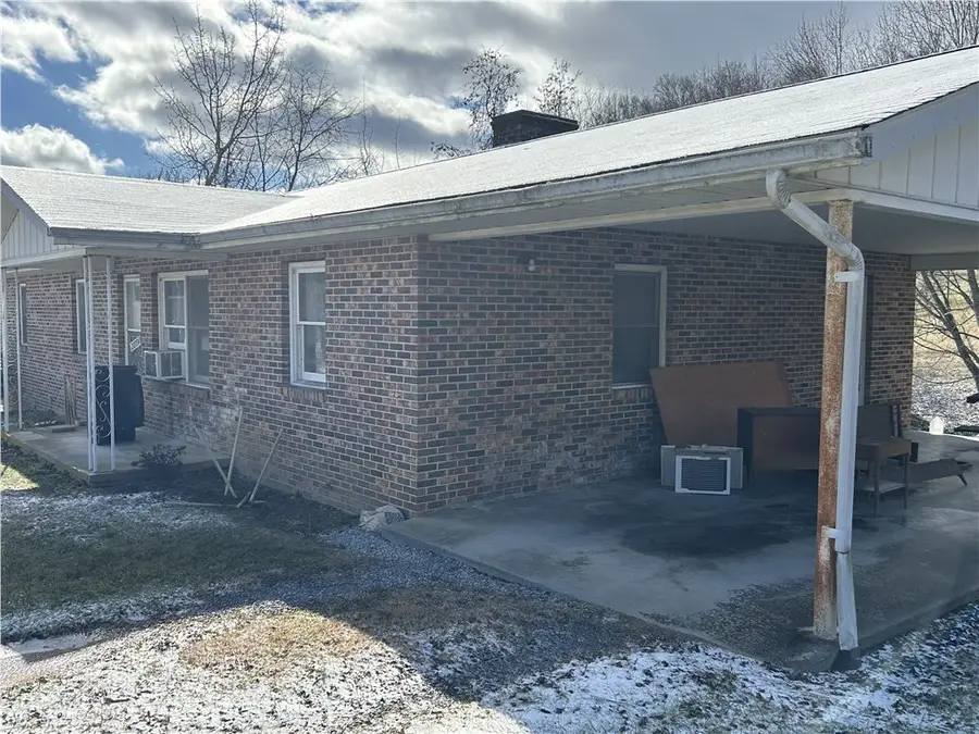 20734 Campground Rd, Bristol, VA 24202 - Image #3