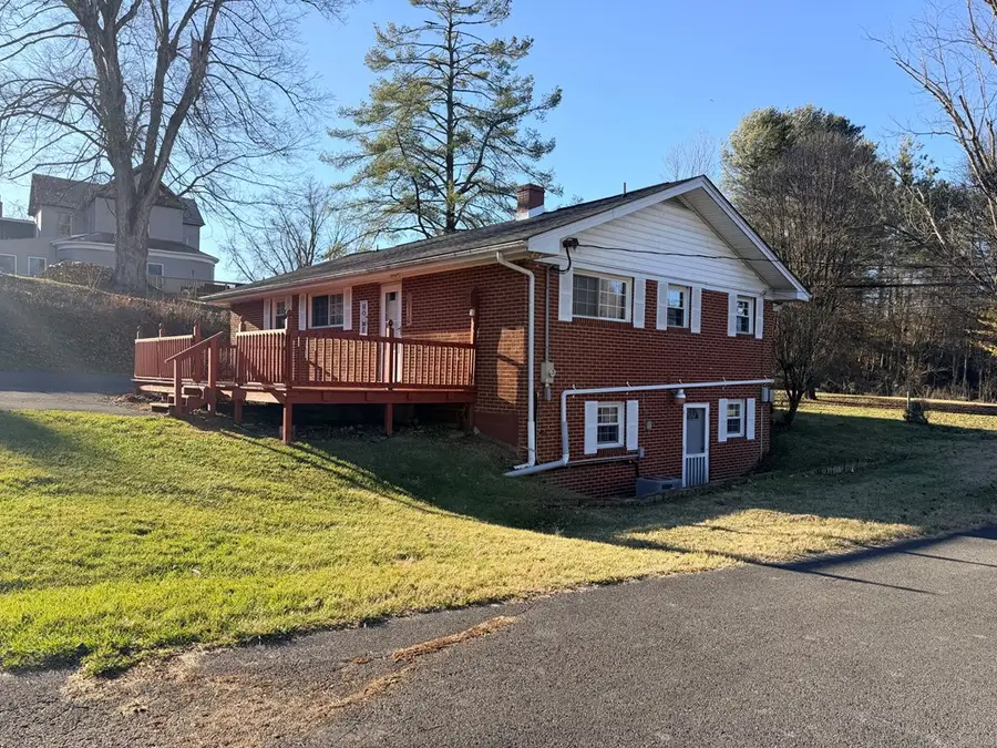 640 W Lee Hwy, Chilhowie, VA 24319 - Image #2