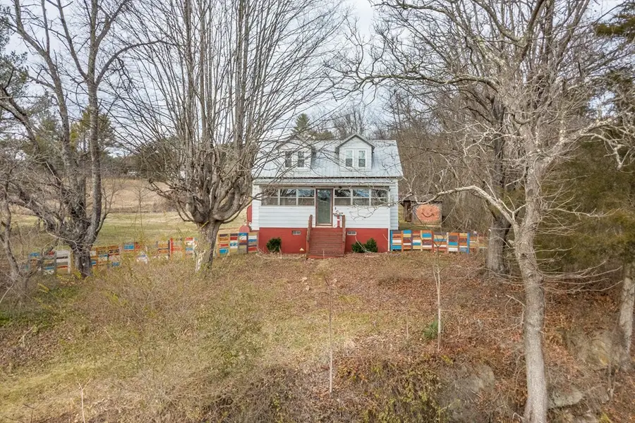 4722 Ivanhoe Rd, Ivanhoe, VA 24350 - Image #2