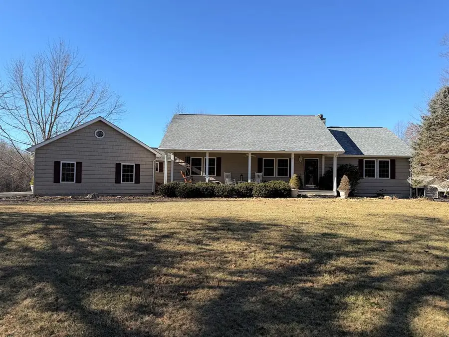 987 Nursery Rd, Laurel Fork, VA 24352 - Image #2