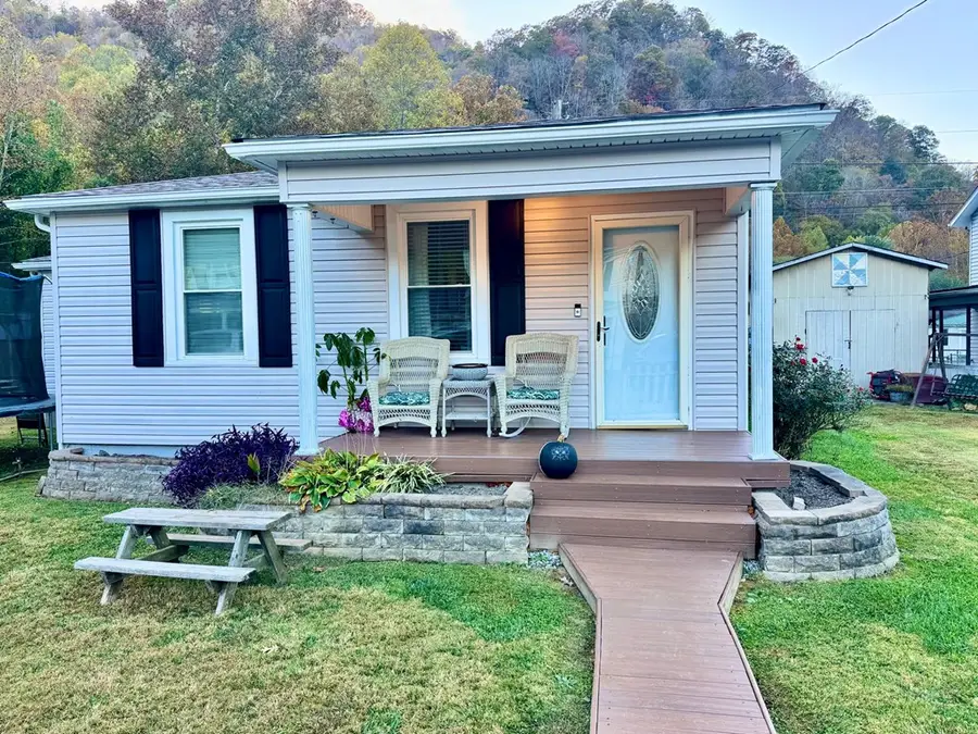 1040 Red Jacket Rd., Oakwood, VA 254631 - Image #2