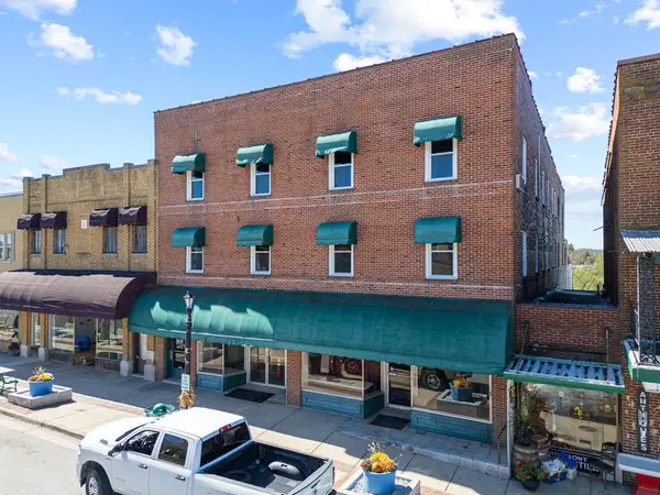 522 N. Main St, Hillsville, VA 24343