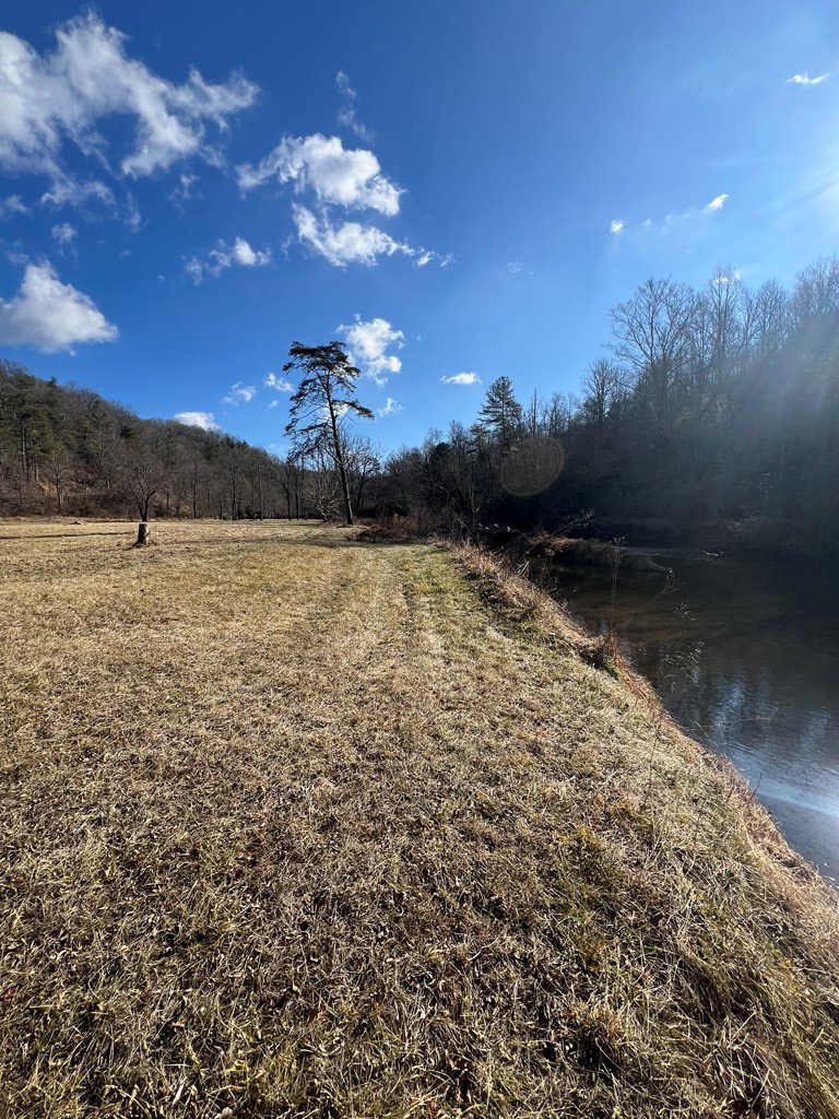 35-A-39B Peacock Dr., Hillsville, VA 24343 - Image #3