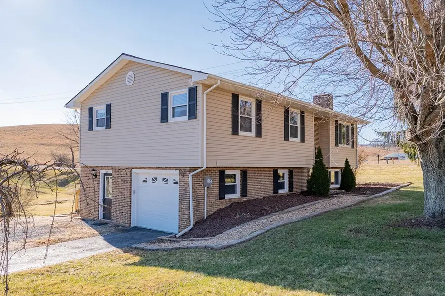 6830 Scenic Hwy., Bland, VA 24315 - Image #2