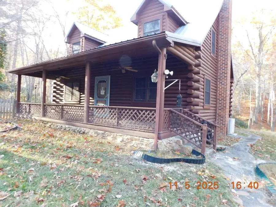 586 Whipoorwill Rd., Wytheville, VA 24382 - Image #2
