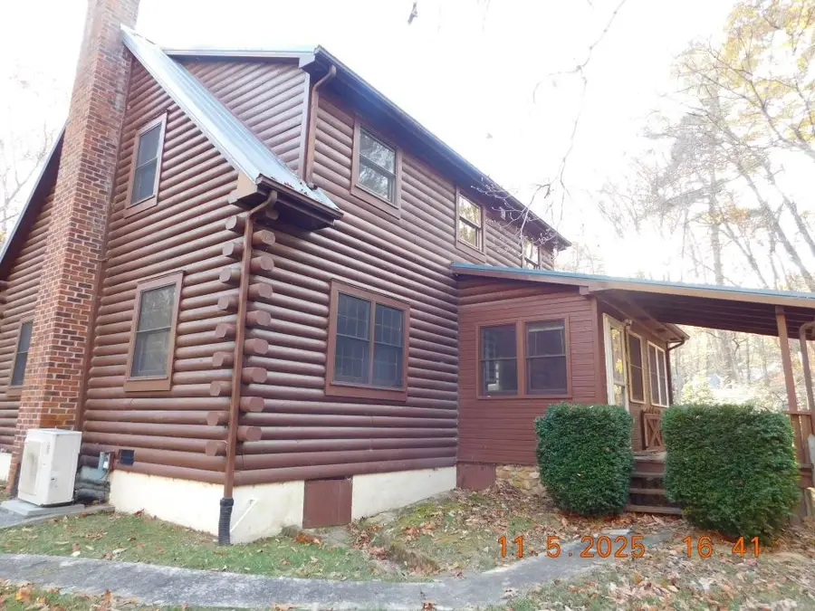 586 Whipoorwill Rd., Wytheville, VA 24382 - Image #3