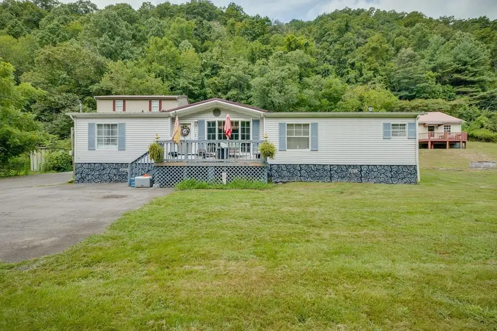 2497 Slate Creek Rd., Grundy, VA 24614 - Image #1