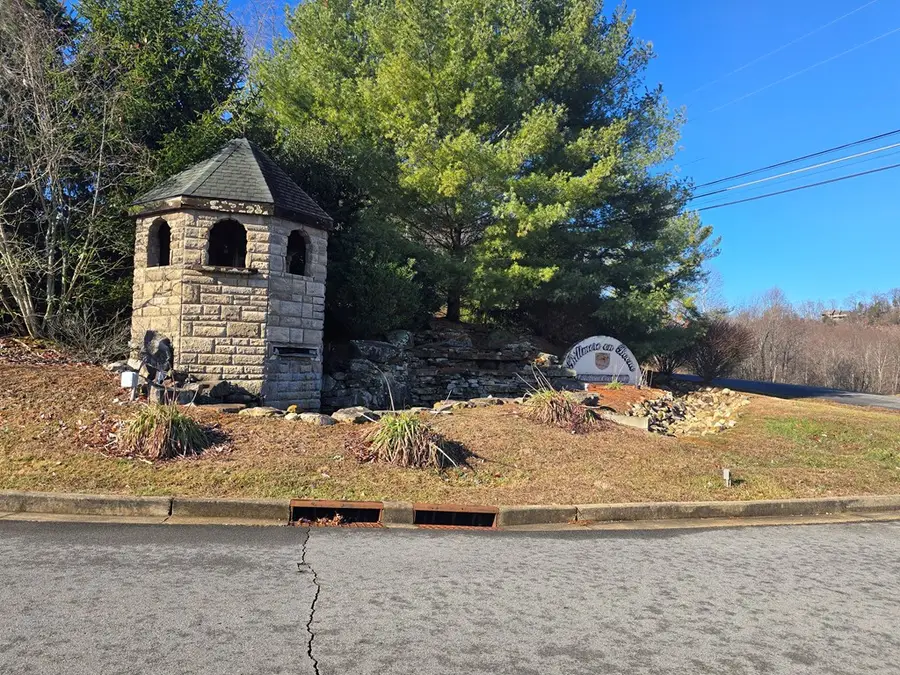 1124 Biltmore Place, Piney Flats, TN 37686 - Image #3