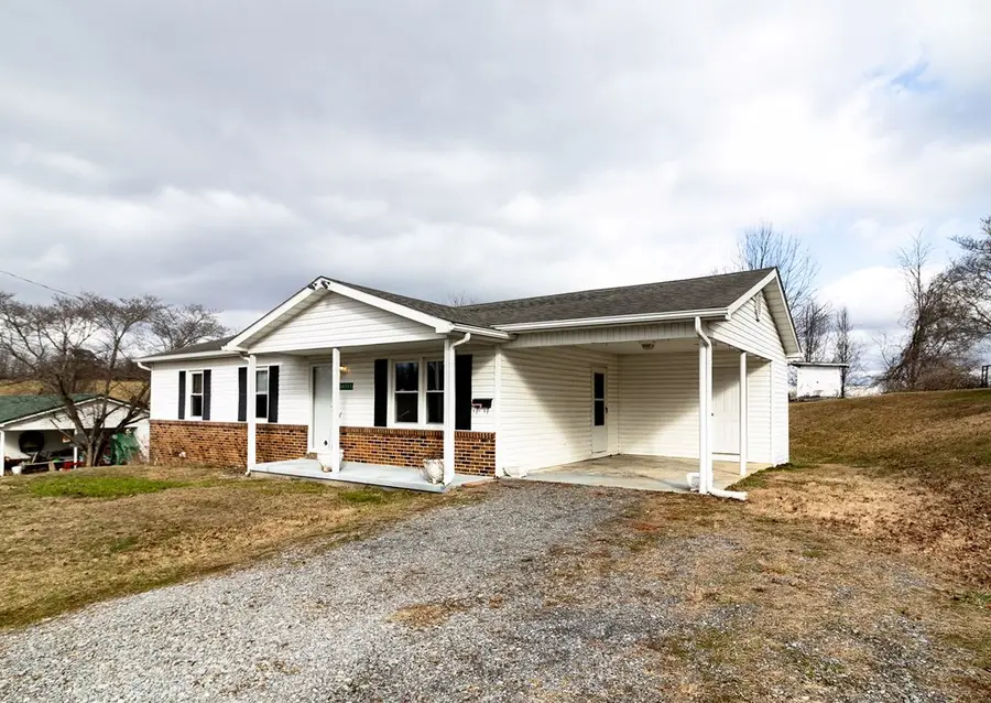 34205 Stagecoach Rd, Glade Spring, VA 24340 - Image #3