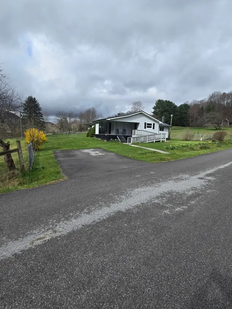133 Unity Road, Bluefield, VA 24605 - Image #3