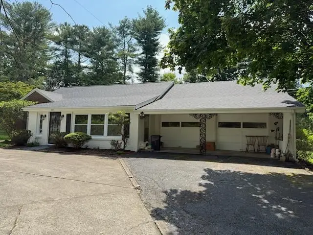 1047 Glendale Rd, Galax, VA 24333 - Image #2